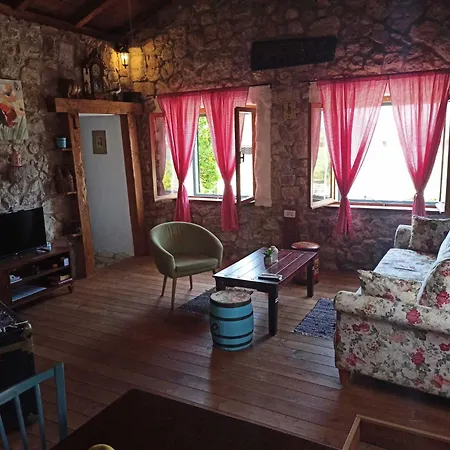 Holiday Mario - One-bedroom Holiday * Putniković