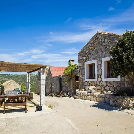 Holiday Mario - One-bedroom Holiday Putniković